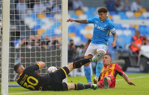 นาโปลี vs เลชเช่