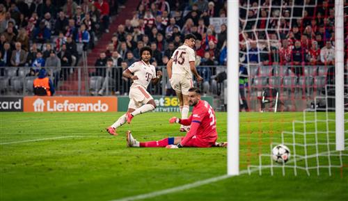 บาเยิร์น มิวนิค vs ดินาโม ซาเกร็บ