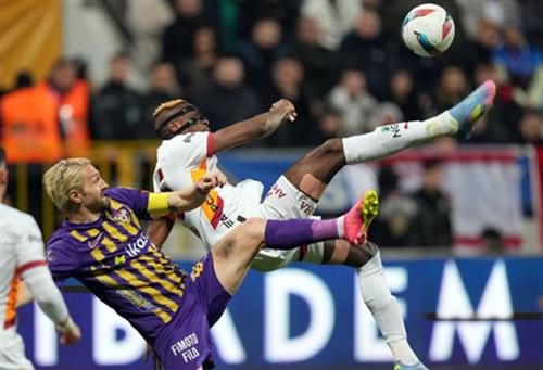 ยิปสปอร์ vs กาลาตาซาราย