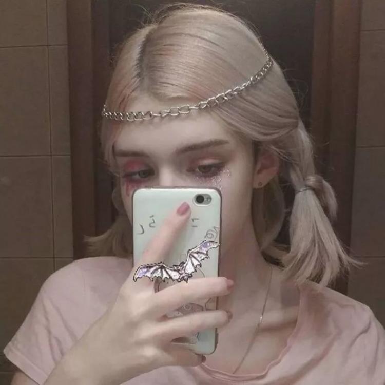 6686体育中级作者Sofia