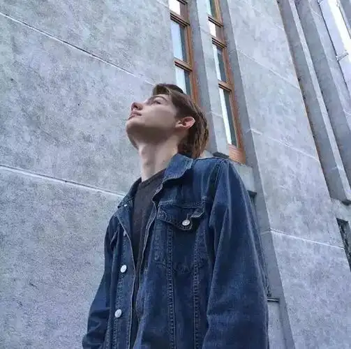 6686体育官方作者Avery